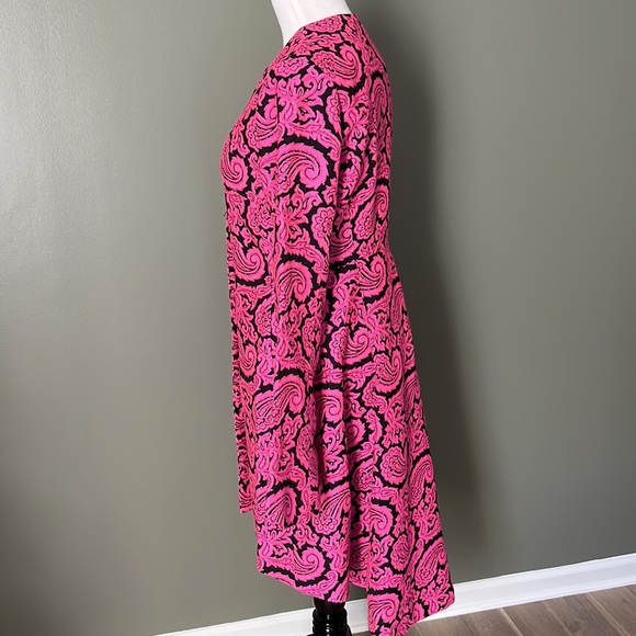 Venus Pink and Black Jacquard Coat 🍁 - Picture 4 of 9